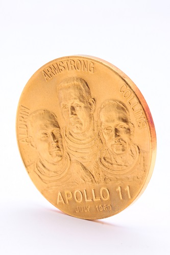 24金(純金) アポロ11号記念メダル1枚 約45.4g