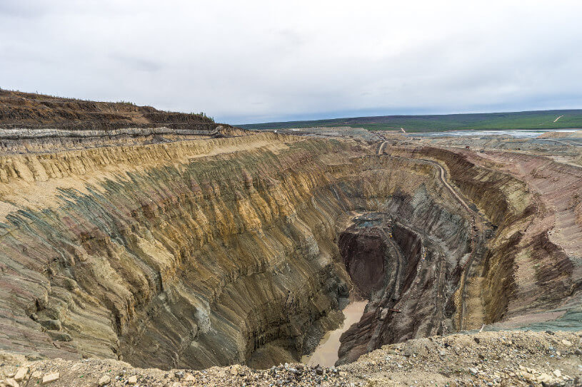 近年、もっともダイヤを採掘しているのはロシア