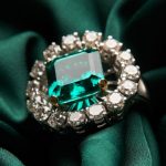エメラルドカットの種類と特徴|婚約指輪としての魅力