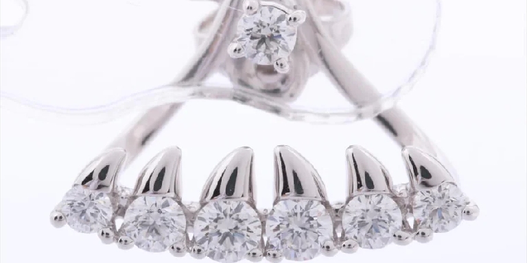 TASAKI（タサキ）のダイヤモンドの評判は？|品質と人気の結婚指輪 | ダイヤモンド・宝石の高価買取は「なんぼや」
