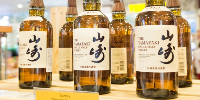 世界で注目を集めるウイスキー「山崎」の高価買取ポイントとは？
