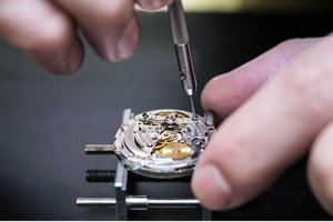 豊富な時計修理経験から成せる「技」